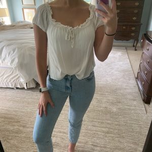 Cream Sinched Top- Size XS- Urban Out. (BOG COL.)